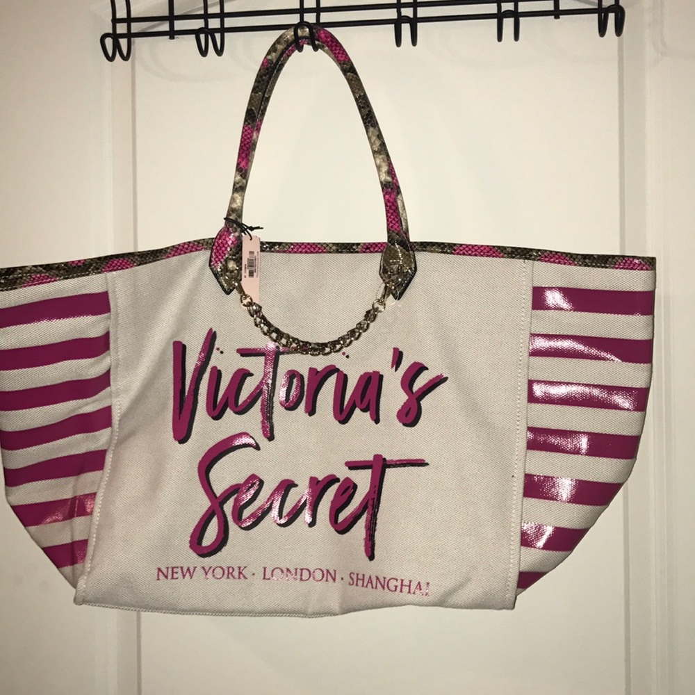 Victoria's Secret bag